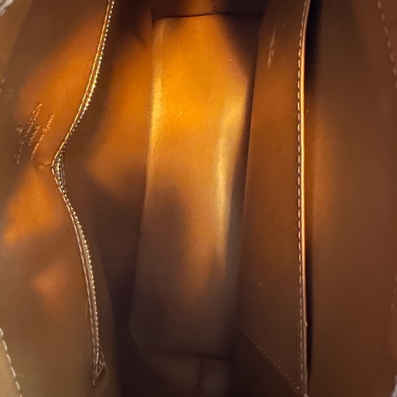 Louis Vuitton Houston Bag - Picture 10 of 17